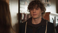 tribeca exclusive interview: evan peters talks ‘american horror story’ and ‘adult world’
